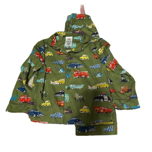 Disney Cars Lightning McQueen Pajama Set boys Sz 4 Tow Mater, Sally, Green - Picture 1 of 3